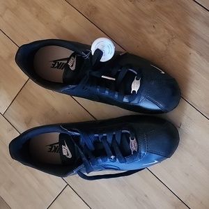 Womens Nike sneakers size 9